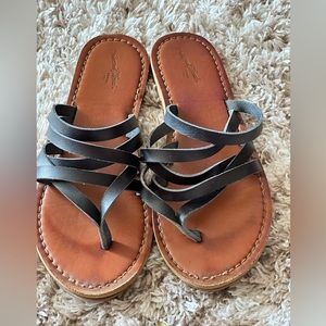 Sandals 7.5